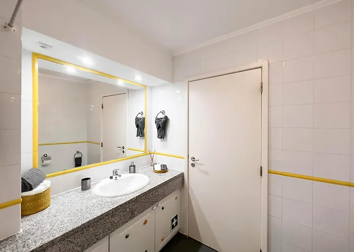 Rocha Varandas Orquidea *