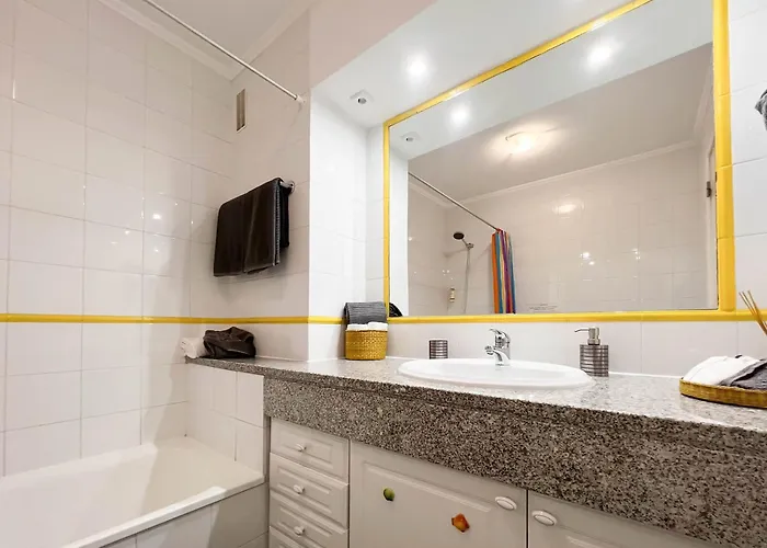 アパート Rocha Varandas Orquidea ポルティマン